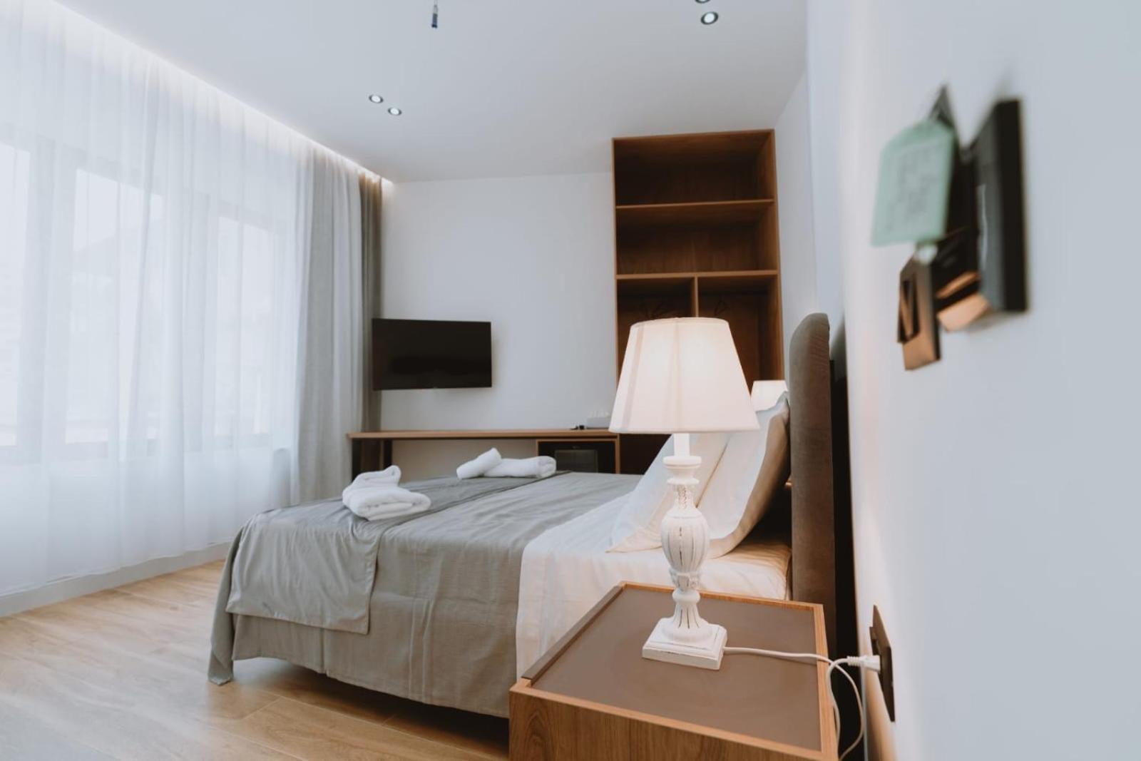 Dyrmo Hotel Berat Extérieur photo