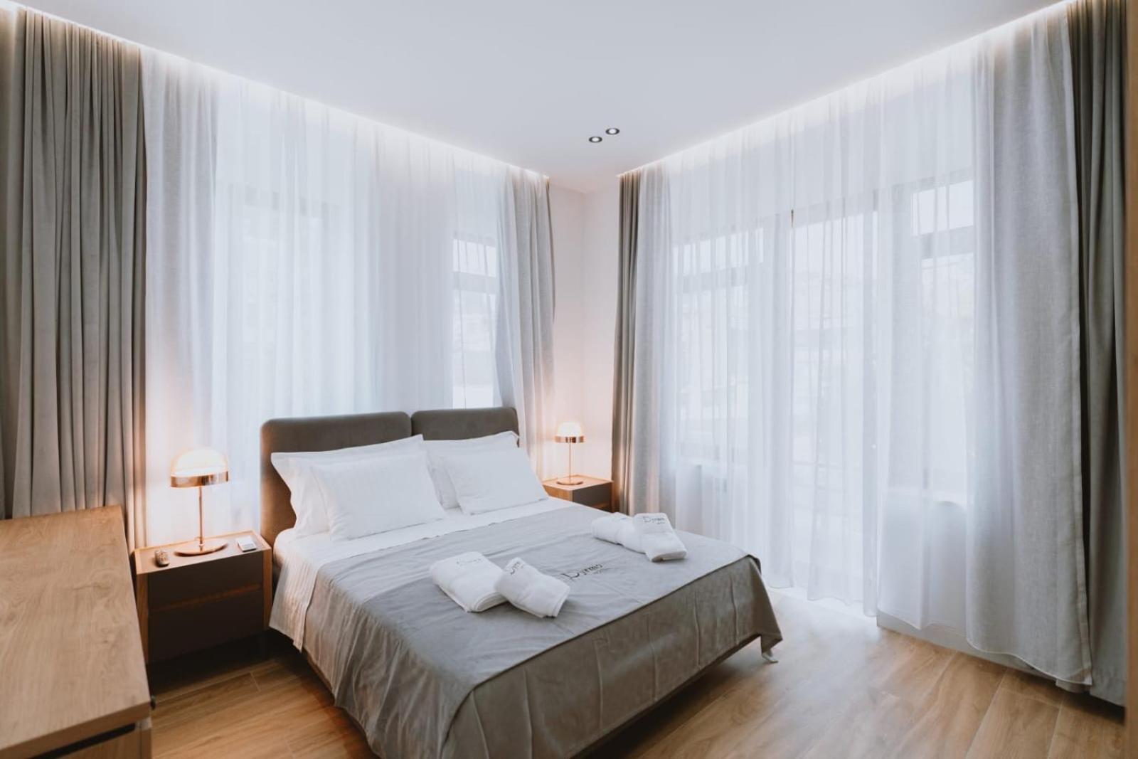 Dyrmo Hotel Berat Extérieur photo